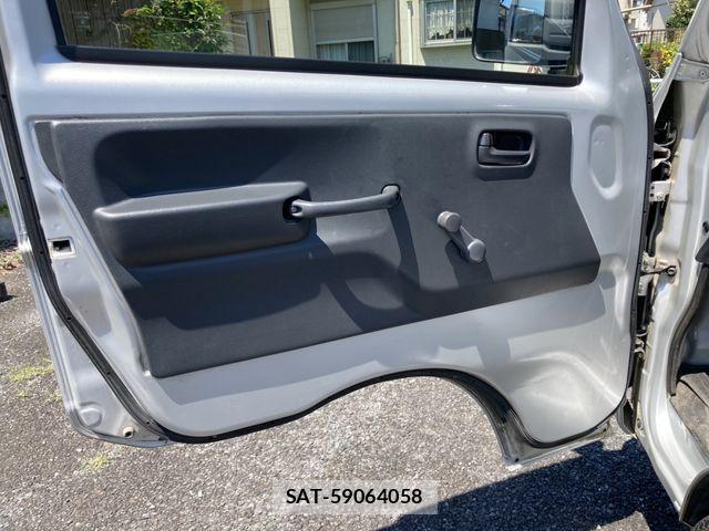 Suzuki CARRY TRUCK 2018-10 8034766-21