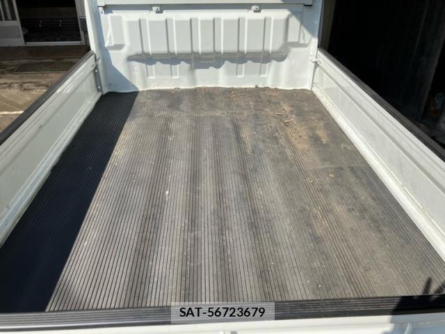 Suzuki CARRY TRUCK 2024-08 8073198-11