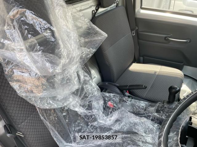 Suzuki CARRY TRUCK 2014-09 8073201-10