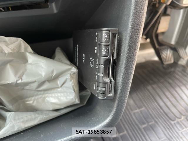 Suzuki CARRY TRUCK 2014-09 8073201-16