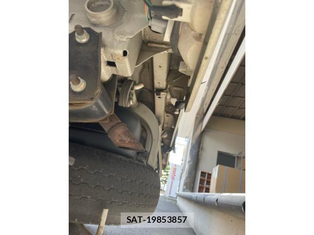 Suzuki CARRY TRUCK 2014-09 8073201-17
