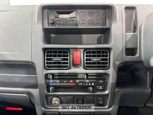 Suzuki CARRY TRUCK 2018-06 8073199-19