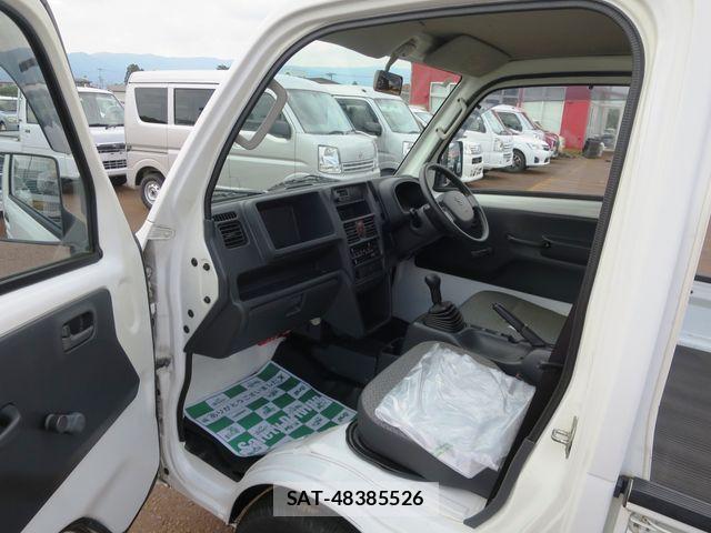 Suzuki CARRY TRUCK 2014-03 8098415-5