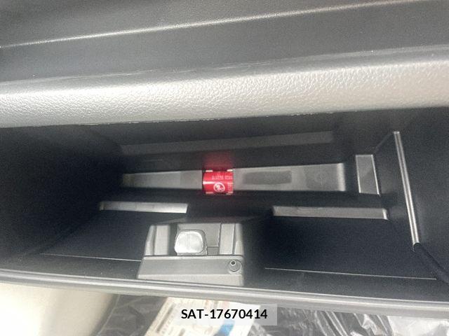 Suzuki CARRY TRUCK 2026-05 8098410-17