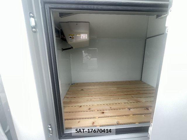 Suzuki CARRY TRUCK 2026-05 8098410-6