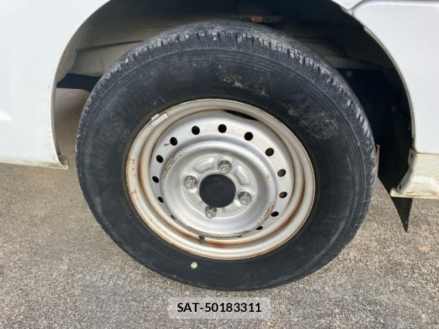 Suzuki CARRY TRUCK 2006-03 8098428-11