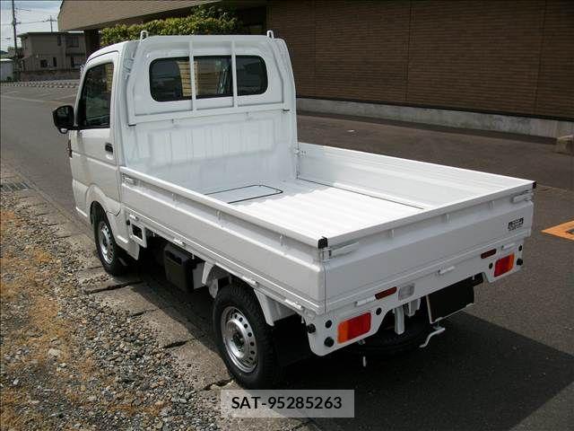 Suzuki CARRY TRUCK 2026-04 8098411-4