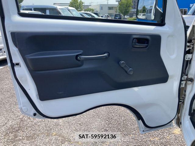 Suzuki CARRY TRUCK 2020-06 8098412-13