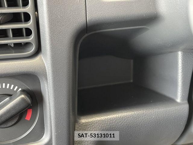 Suzuki CARRY TRUCK 2026-05 8206763-16