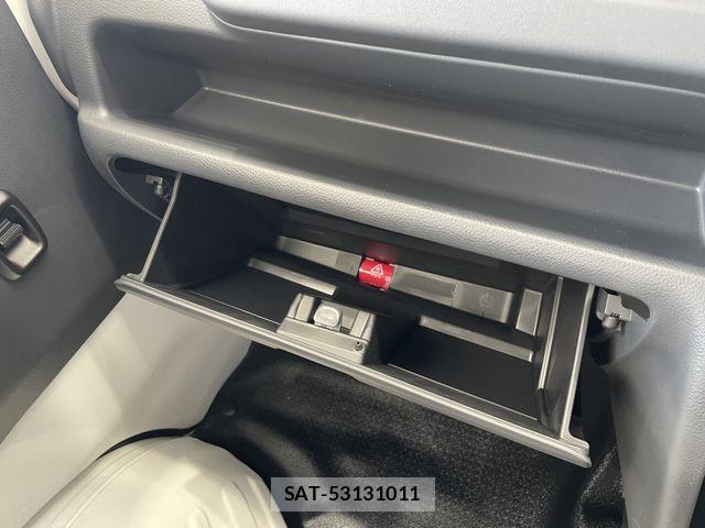 Suzuki CARRY TRUCK 2026-05 8206763-18