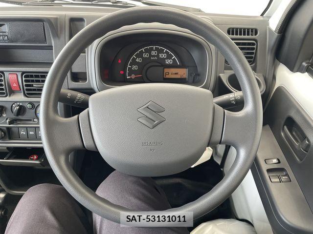 Suzuki CARRY TRUCK 2026-05 8206763-6