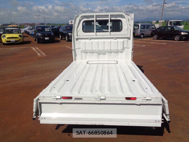 Suzuki CARRY TRUCK 2025-01 8206765-7