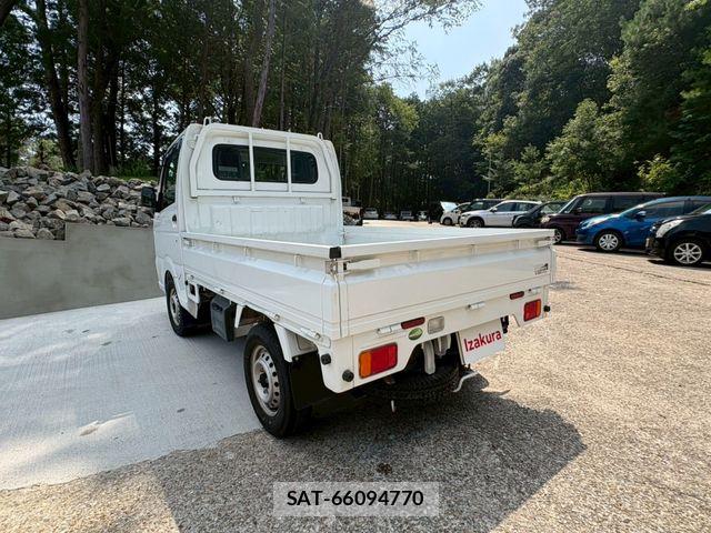 Suzuki CARRY TRUCK 2018-01 8206766-2