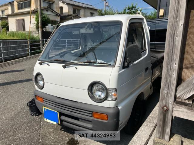 Suzuki CARRY TRUCK 1995-01 8229231-0