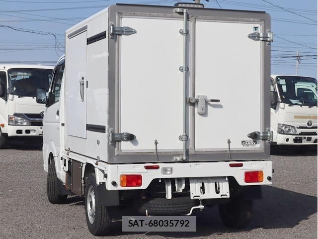 Suzuki CARRY TRUCK 2020-04 8229225-1