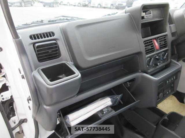 Suzuki CARRY TRUCK 2026-01 8244804-28