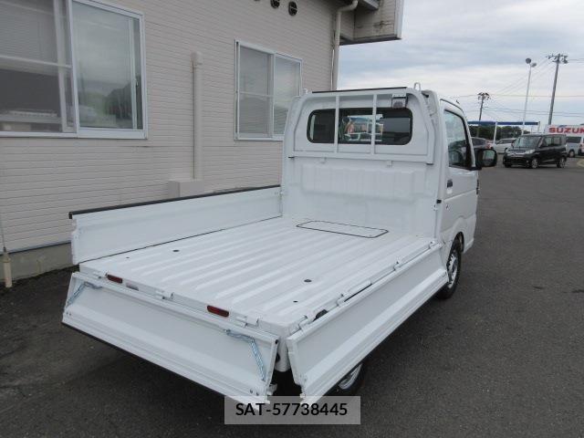 Suzuki CARRY TRUCK 2026-01 8244804-8