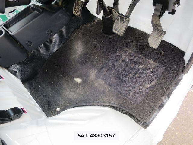 Suzuki CARRY TRUCK 2025-05 8244805-21