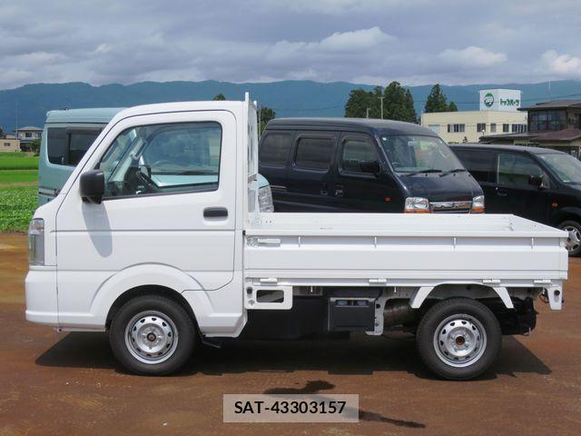 Suzuki CARRY TRUCK 2025-05 8244805-4
