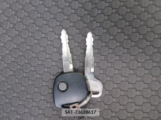 Suzuki CARRY TRUCK 2025-02 8244806-13