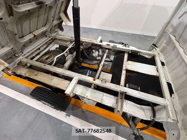 Suzuki CARRY TRUCK 2012-06 8244811-9
