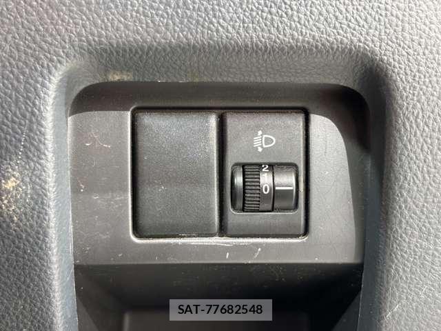 Suzuki CARRY TRUCK 2012-06 8244811-24