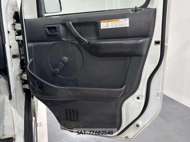 Suzuki CARRY TRUCK 2012-06 8244811-28