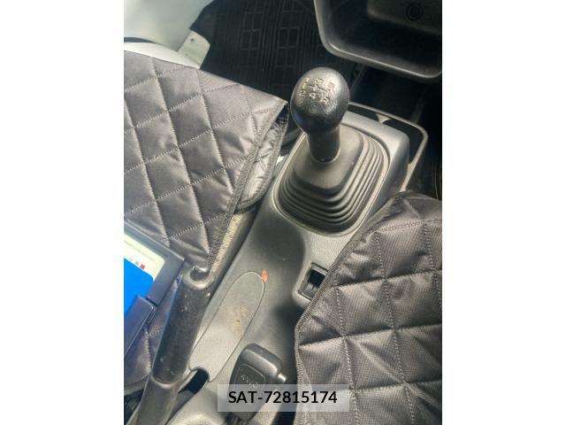 Suzuki CARRY TRUCK 2019-10 8244809-10