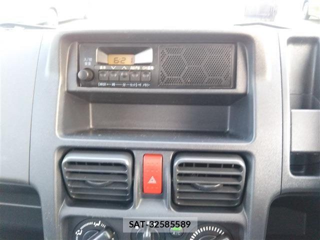 Suzuki CARRY TRUCK 2019-11 8313617-7