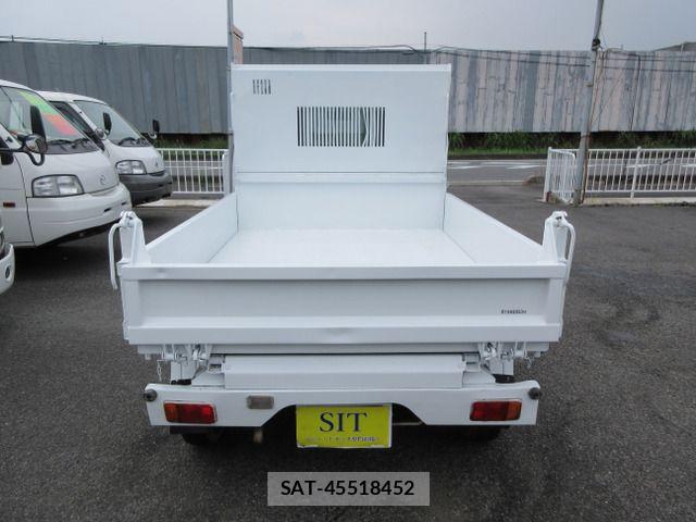 Suzuki CARRY TRUCK 2011-11 8313611-2