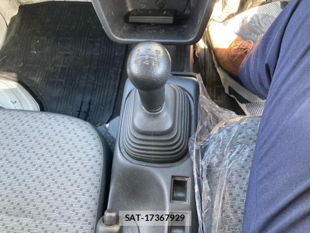 Suzuki CARRY TRUCK 2020-03 8313621-23