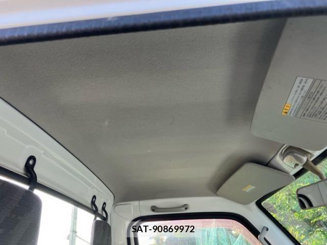 Suzuki CARRY TRUCK 2011-12 8335185-8