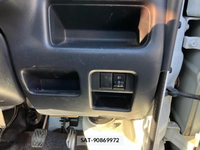 Suzuki CARRY TRUCK 2011-12 8335185-9
