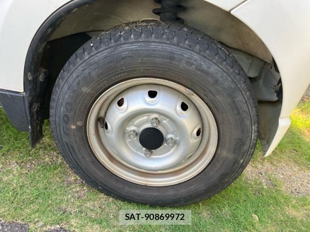 Suzuki CARRY TRUCK 2011-12 8335185-3