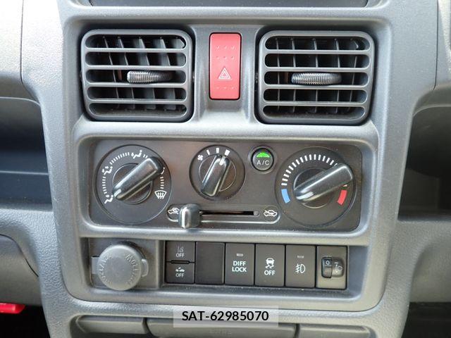 Suzuki CARRY TRUCK 2023-07 8335182-11