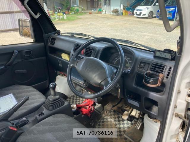 Suzuki CARRY TRUCK 2002-01 8335187-4