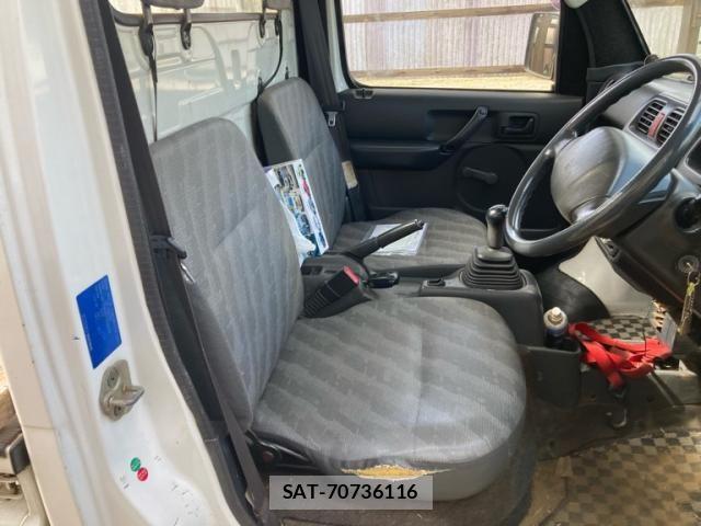 Suzuki CARRY TRUCK 2002-01 8335187-5