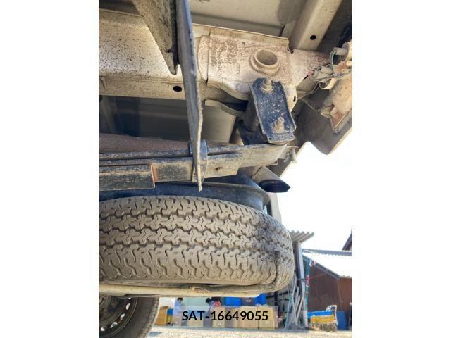 Suzuki CARRY TRUCK 2009-12 8335188-19