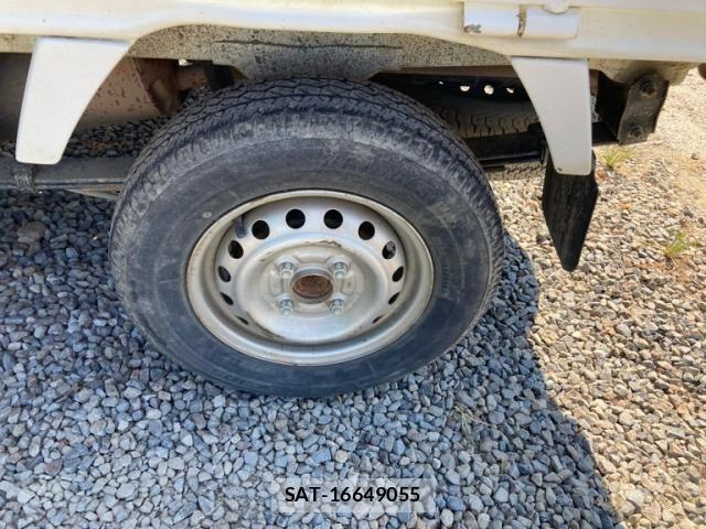 Suzuki CARRY TRUCK 2009-12 8335188-8