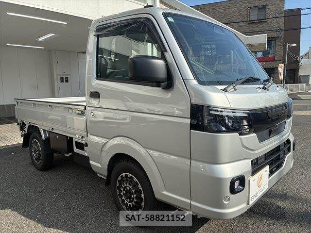 Suzuki CARRY TRUCK 2026-03 8365079-11