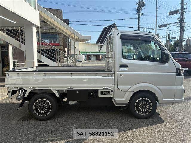 Suzuki CARRY TRUCK 2026-03 8365079-12