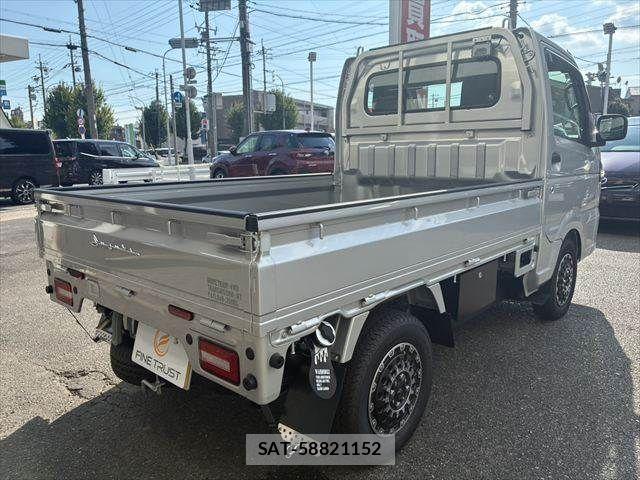 Suzuki CARRY TRUCK 2026-03 8365079-13