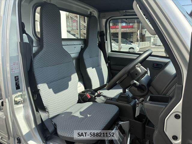 Suzuki CARRY TRUCK 2026-03 8365079-4