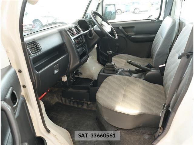 Suzuki CARRY TRUCK 2011-06 8365085-11