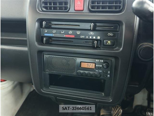 Suzuki CARRY TRUCK 2011-06 8365085-7