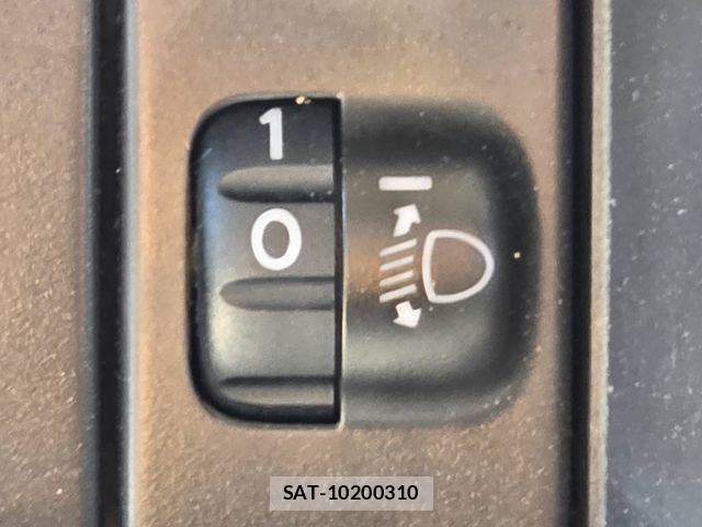 Suzuki CARRY TRUCK 2023-01 8365082-23