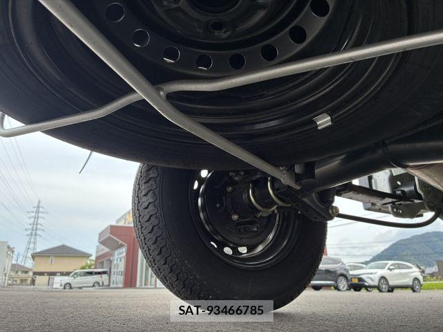Suzuki CARRY TRUCK 2022-08 8365083-27