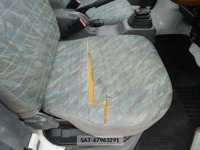 Suzuki CARRY TRUCK 1999-01 8365086-10