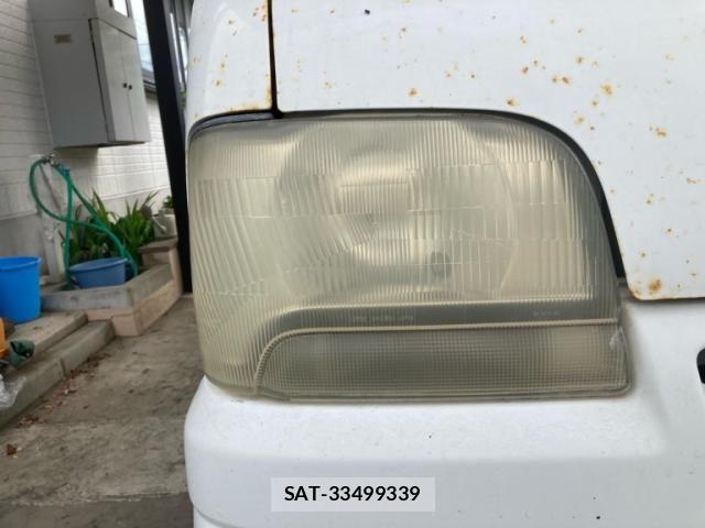 Suzuki CARRY TRUCK 2001-01 8411576-2