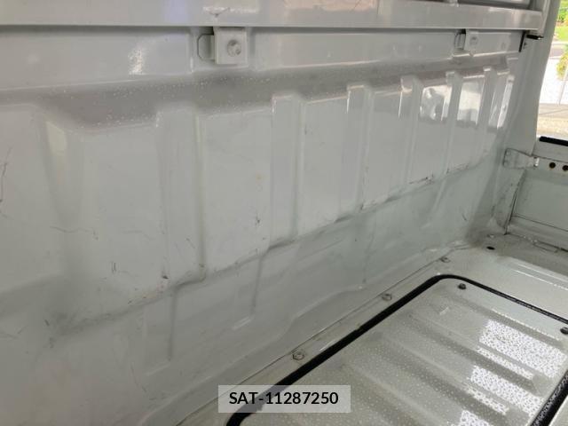 Suzuki CARRY TRUCK 2014-10 8524008-18